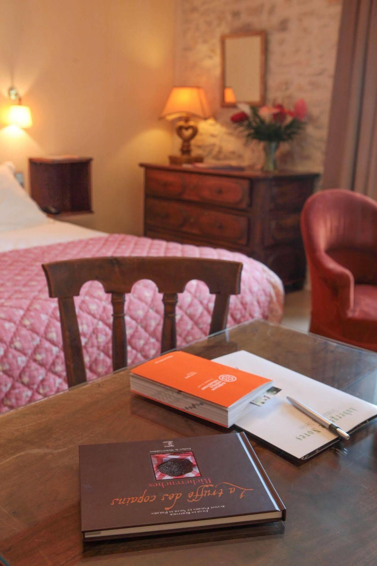 Auberge De Noves Domaine Du Deves Ngoại thất bức ảnh